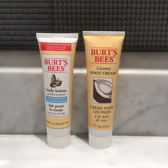 Burt’s Bees body lotion and foot cream set. - Picture 1 of 6